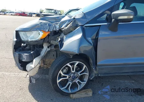 2018 Ford Ecosport Titanium z USA, uszkodzony, nr VIN MAJ6P1WL8JC248841